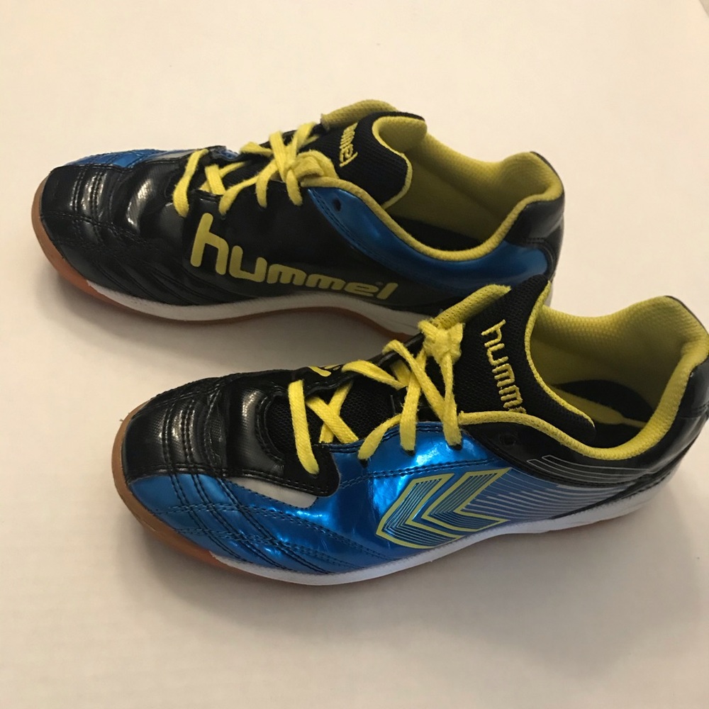 Hummel sneakers size 4.5